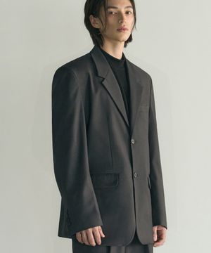 테일러드 싱글 투 버튼 블레이저 [차콜]