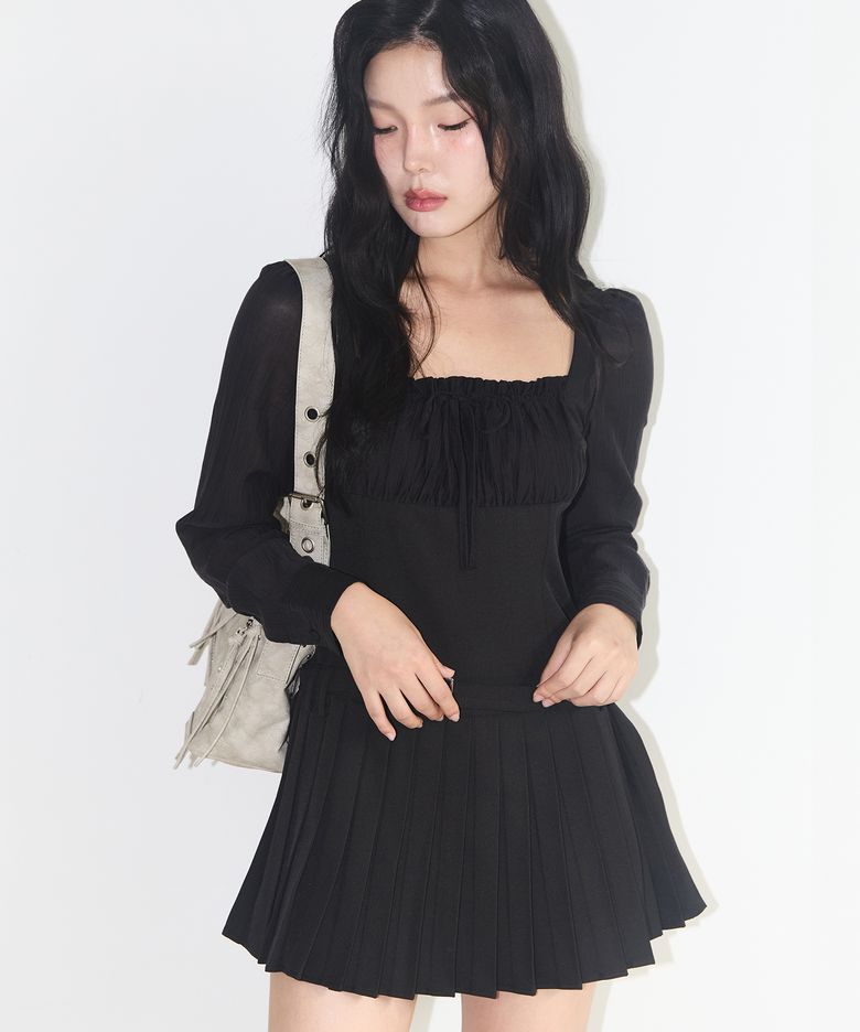 프레피 리본 플리츠 원피스 블랙