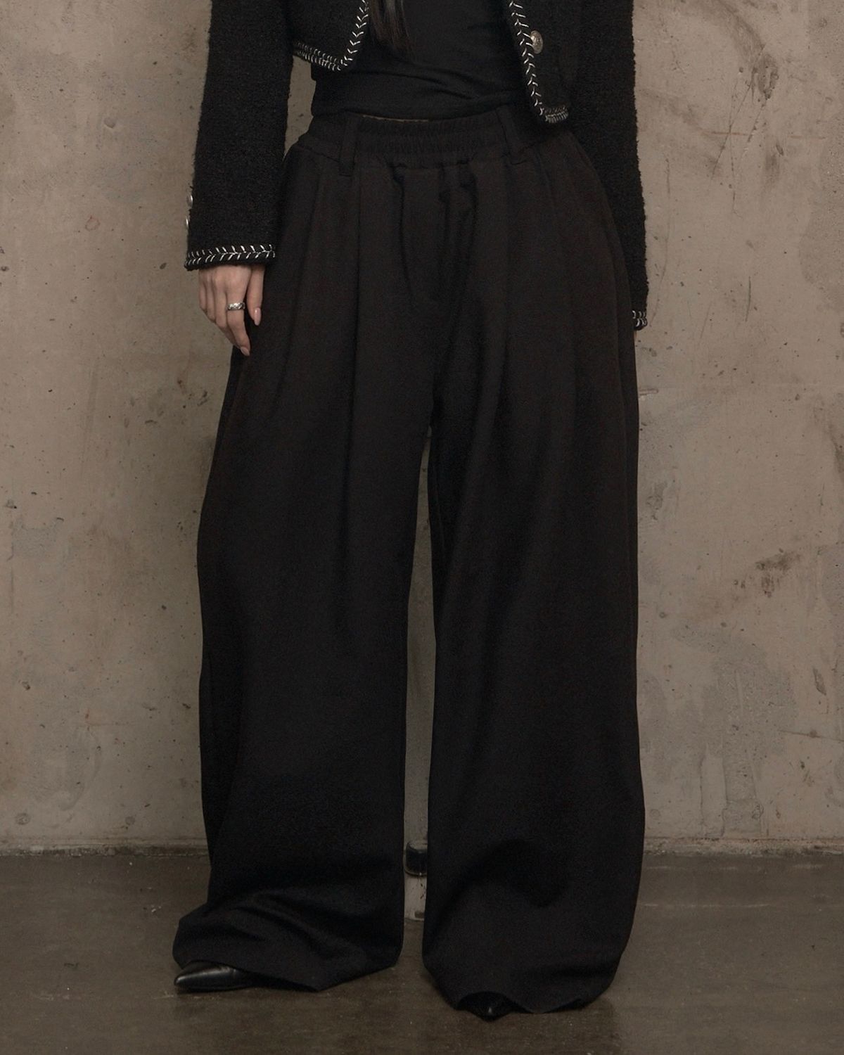 카키포인트(KHAKIPOINT) Pintuck Wide Slacks (black)
