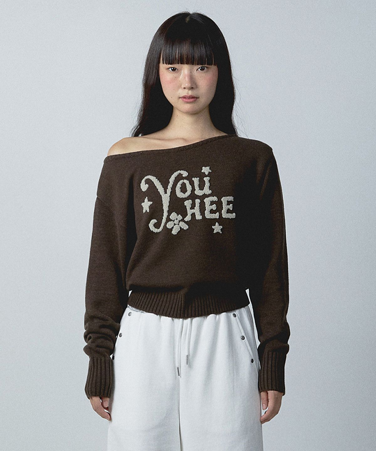 유희(YOUHEE) YOUHEE OFF-SHOULDER KNIT BROWN