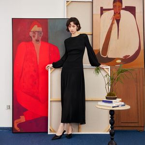 YY_Black puff sleeve slim dress