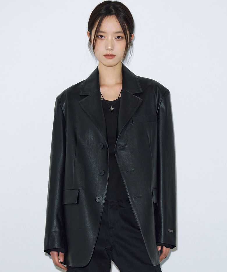 테일러드 오버핏 레더 블레이저 [블랙]