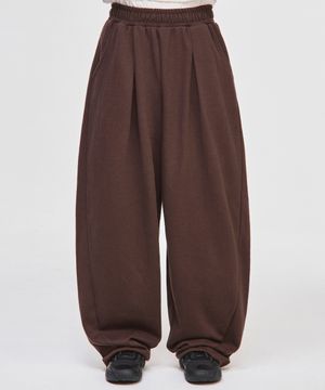 커브드 트레이닝 팬츠[브라운]
