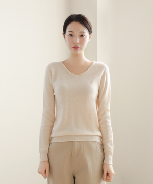 울 100% 브이넥 니트 스웨터_아이보리
