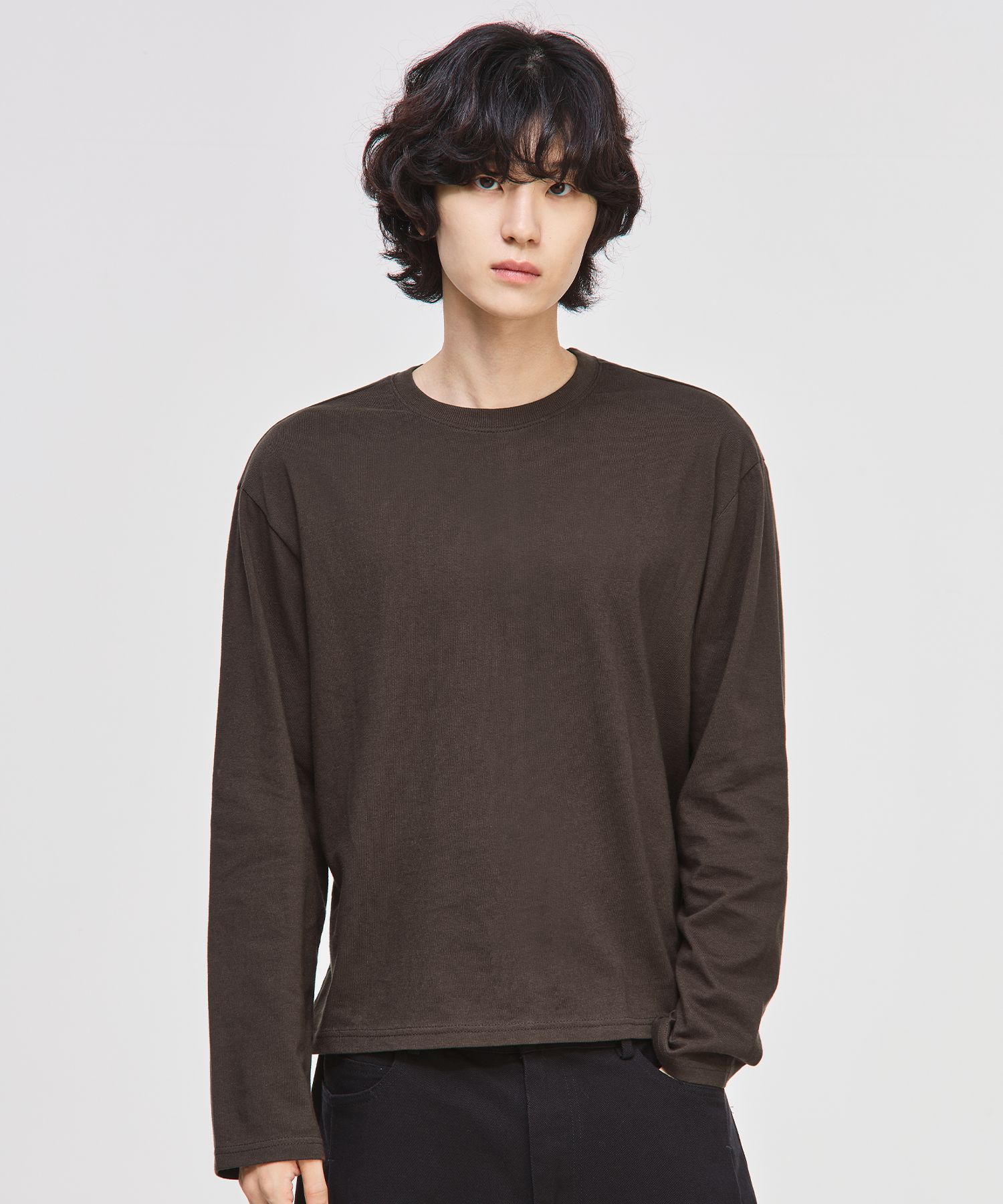 Shop Tops at MUSINSA