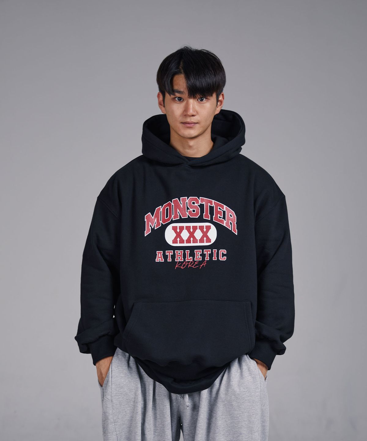 코리아몬스터(KOREAMONSTER) KM02 MONSTER XXX 오버핏 후드티 블랙