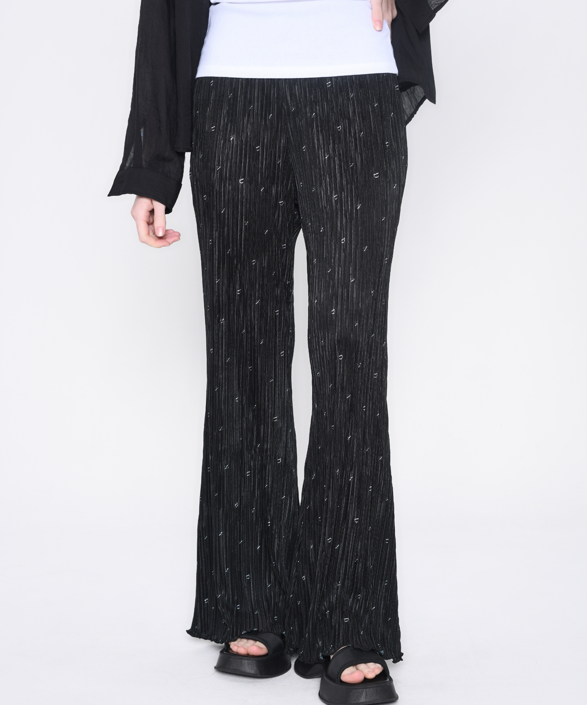 엔디에이 스튜디오(NDA STUDIO) Wrinkle Pants