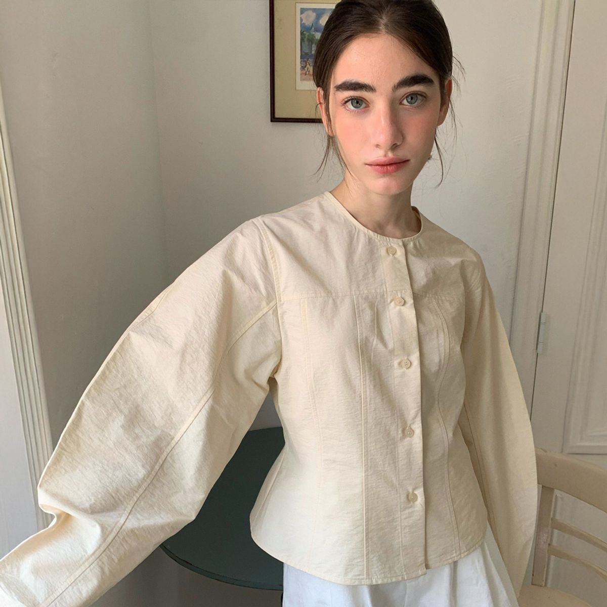 리리수(LILISU) Para Blouse / Beige