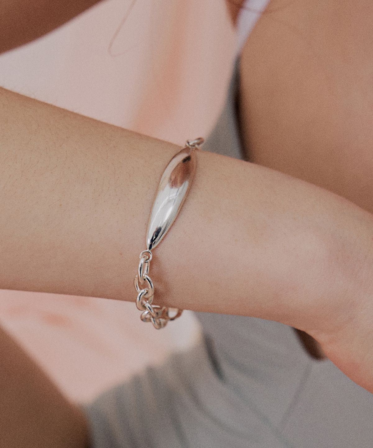 뷰린(BURIN) 유영 Anti torso Bracelet