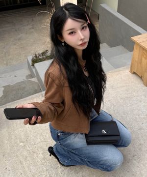 여성 CKJ 미니멀 모노그램 플랩 체인 숄더백 DH2806 UB1