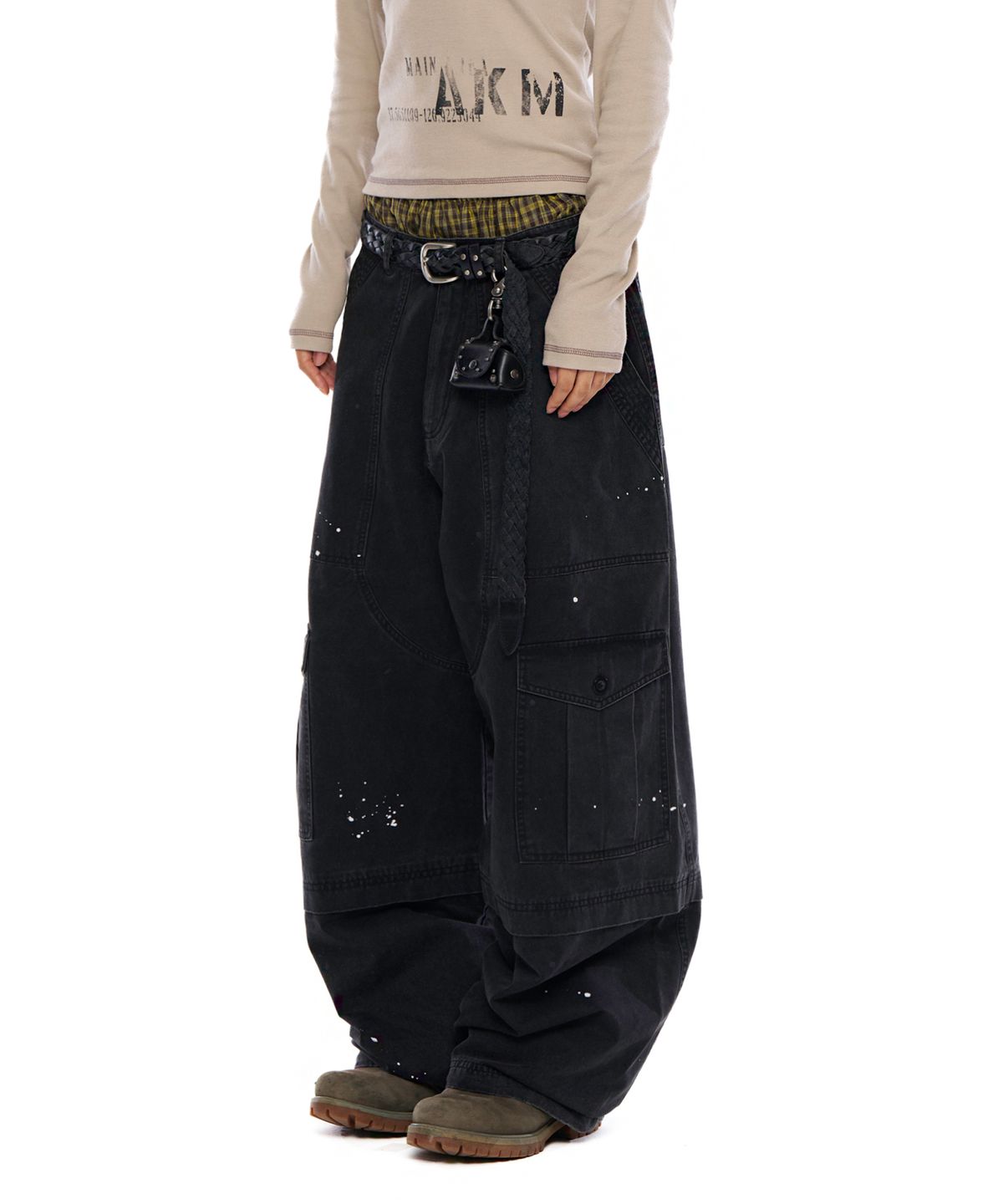 아캄(AAKAM) Painted Military Cargo Pants (Black)