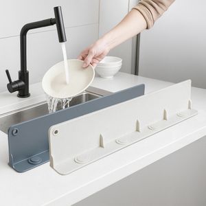 레토 실리콘 싱크대 물막이 떨어지지않는 흡착판 물튐방지 가림막