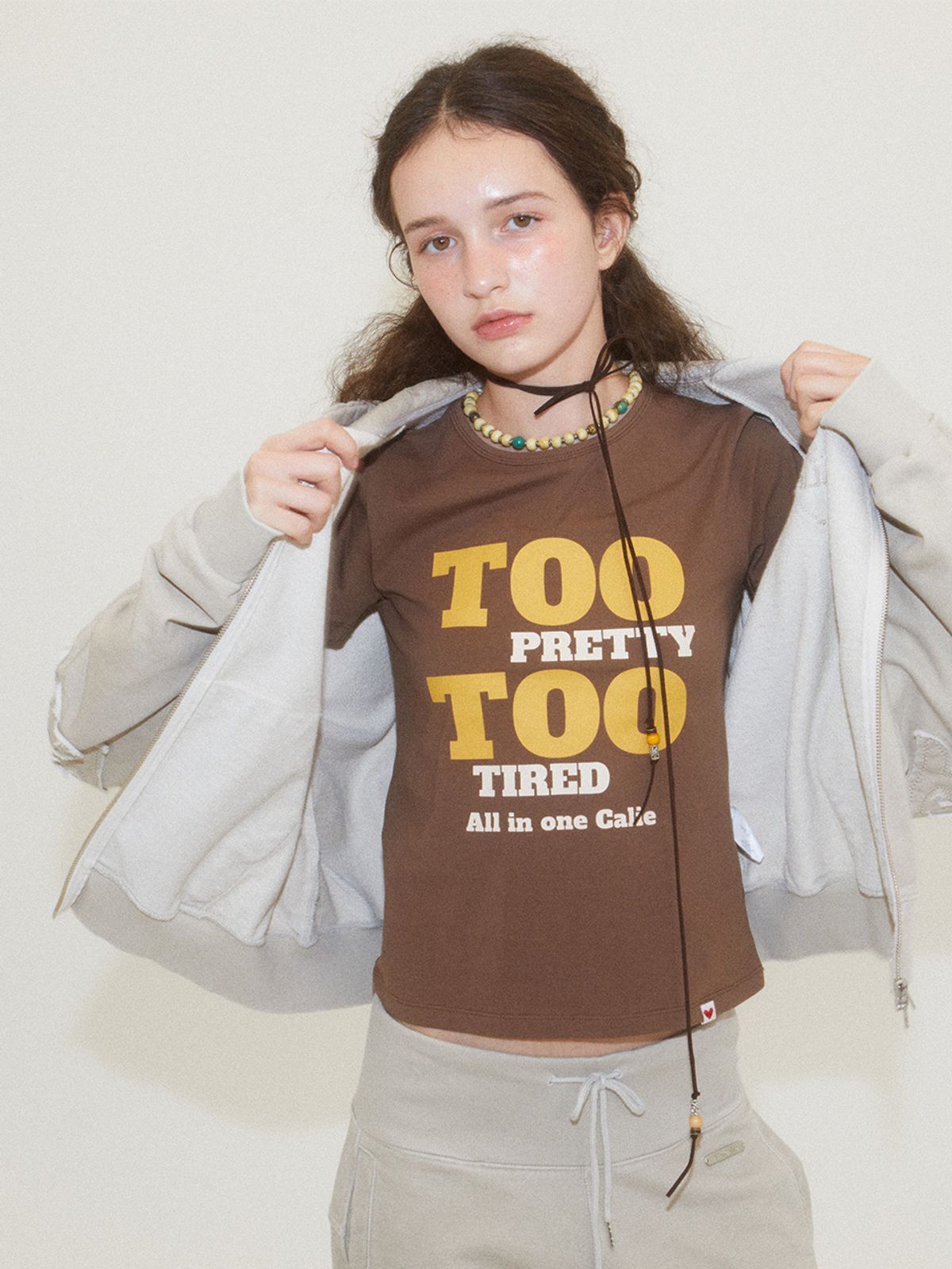 에즈이프 캘리(ASIF CALIE) TOO TOO CALIE T-SHIRT BROWN