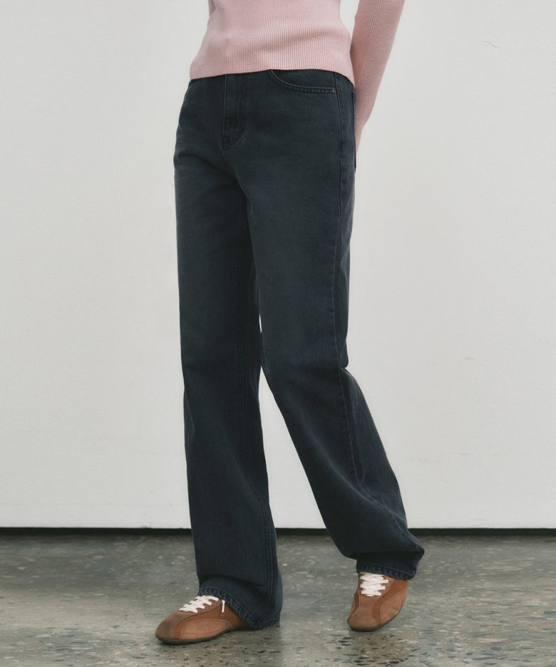 W/테일러드 페이드 워싱 데님 팬츠_GREYISH BLUE(W25-PT23)