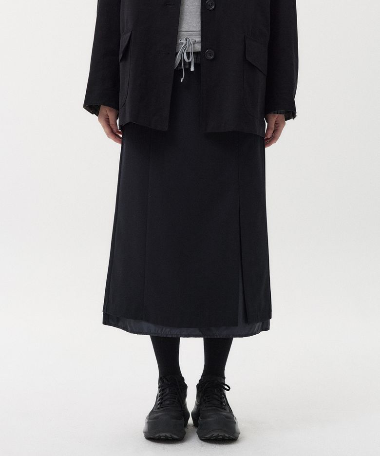 LAYERED SLIT LONG SKIRT, NAVY