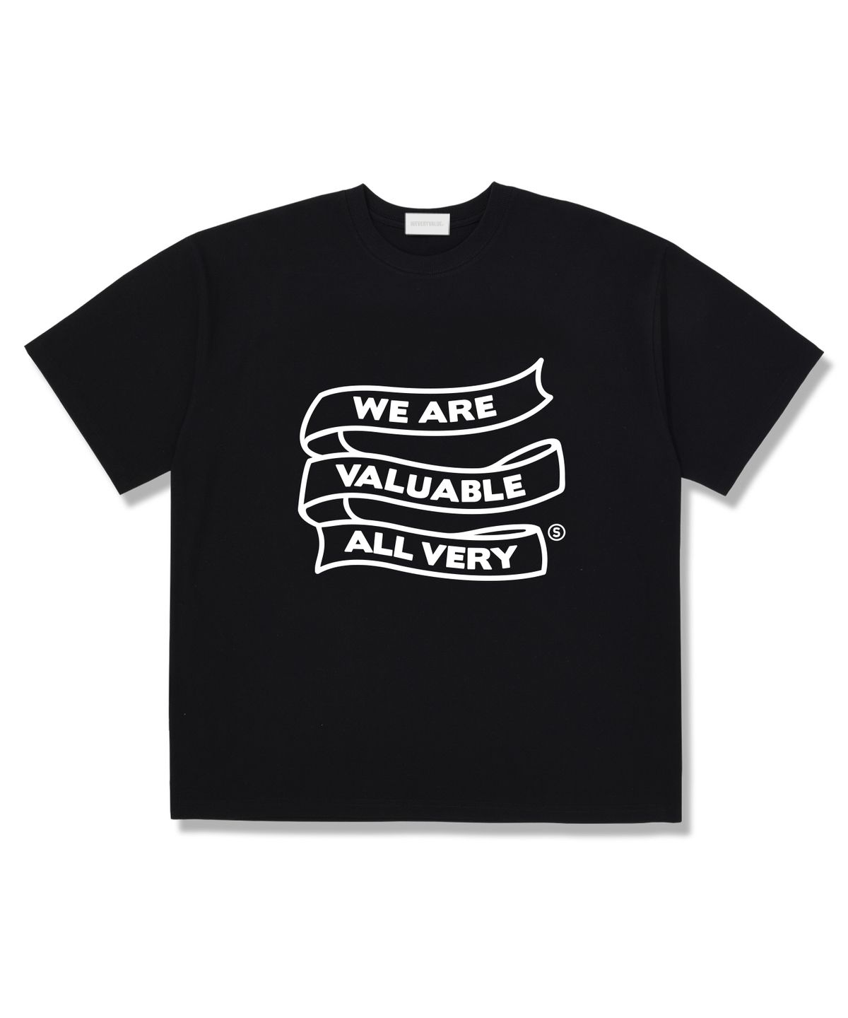 위베리벨류(WEVERYVALUE) 스퀘어드오버핏 반팔티셔츠 블랙