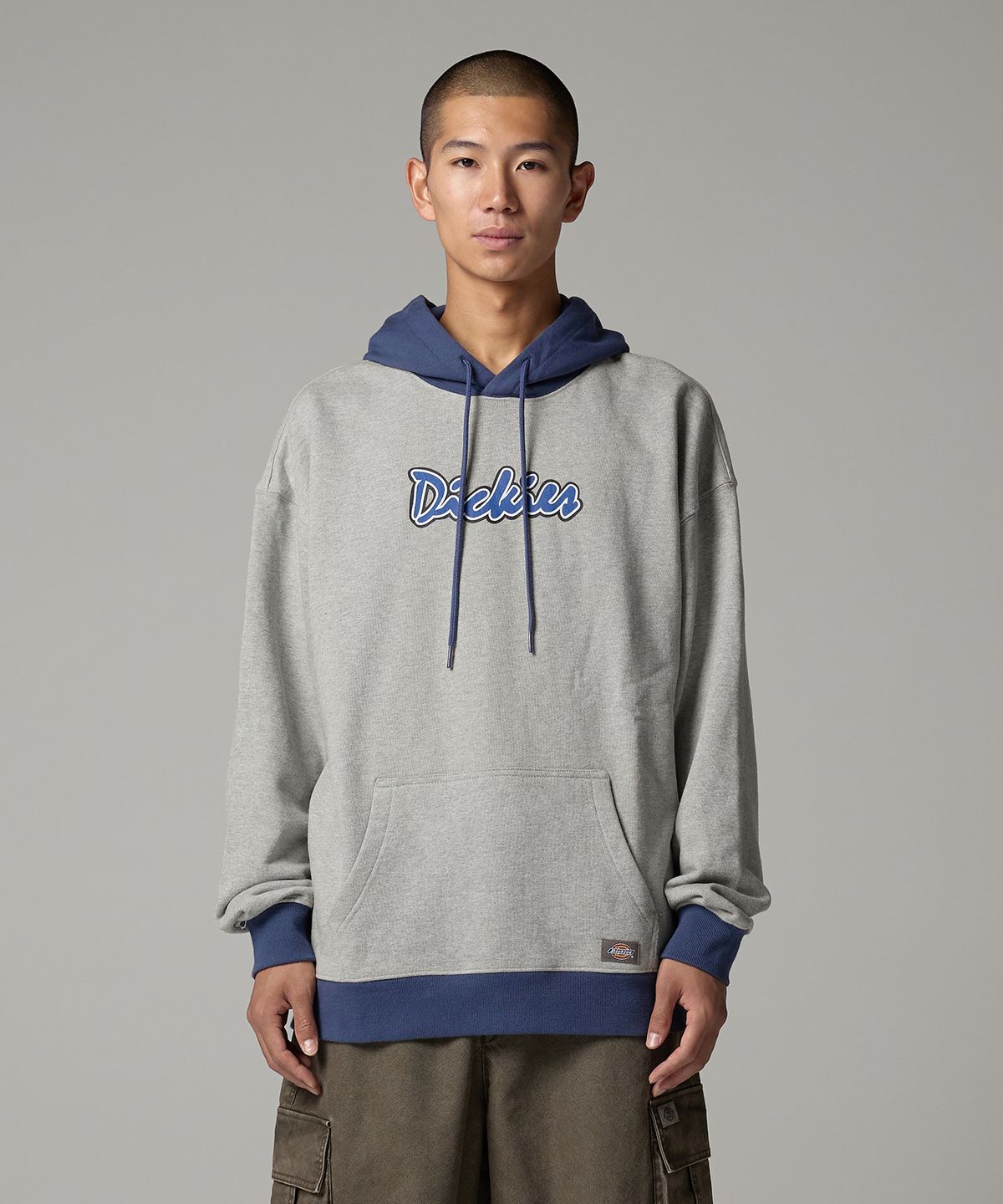 디키즈(DICKIES) 커시브 로고 투톤 후디 Melange Gray