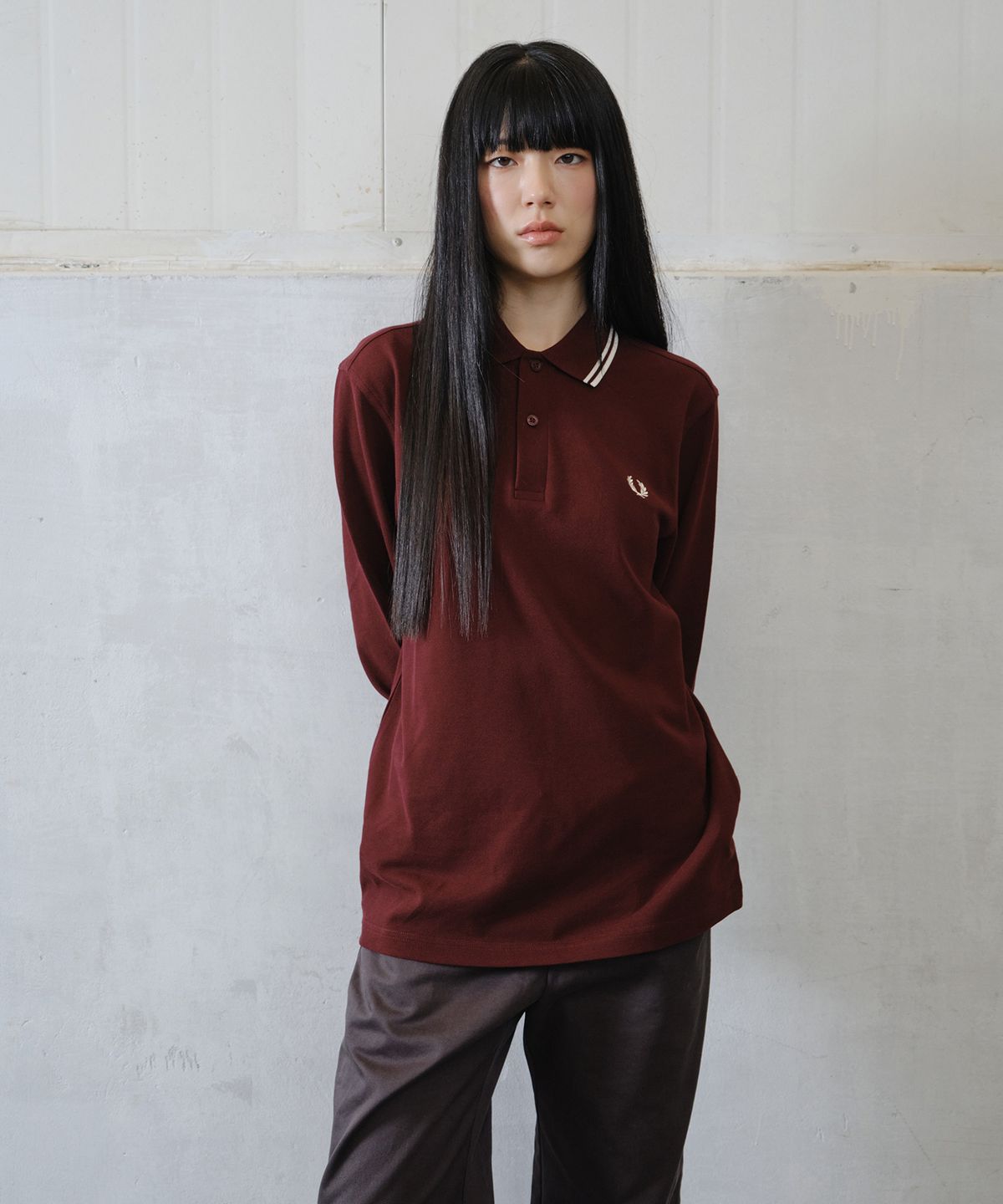 프레드페리(FRED PERRY) [M3636] 롱 슬리브 트윈 팁 프레드페리 셔츠 - 옥스블러드/에크루 AFPM2533636-597