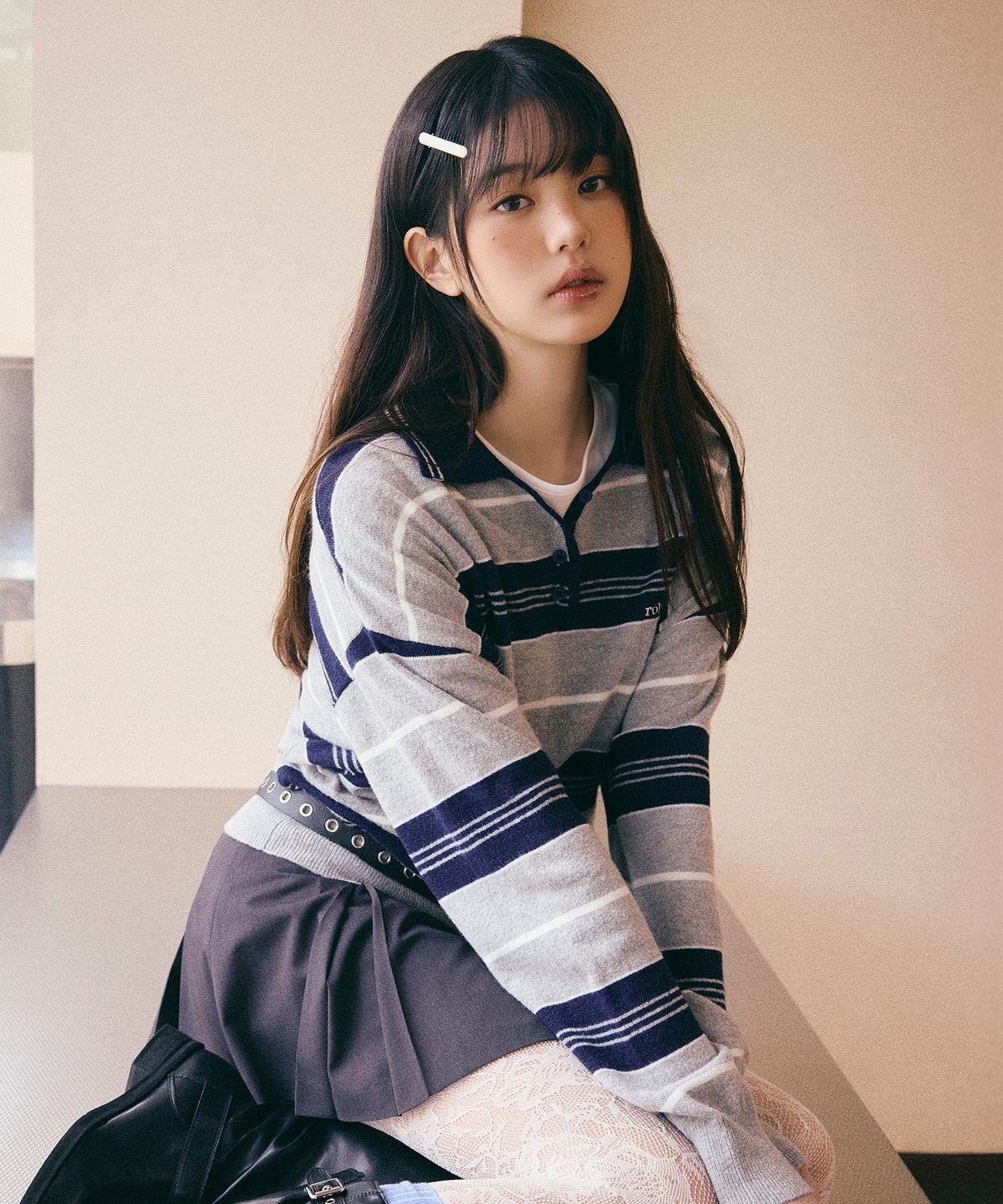로라로라(ROLAROLA) ALPACA STRIPE COLLAR KNIT GRAY