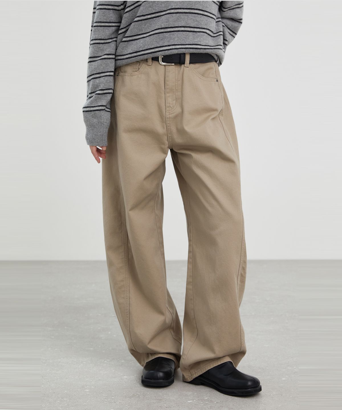 스파오(SPAO) 벌룬 와이드 코튼 팬츠_SPTCF49G04
