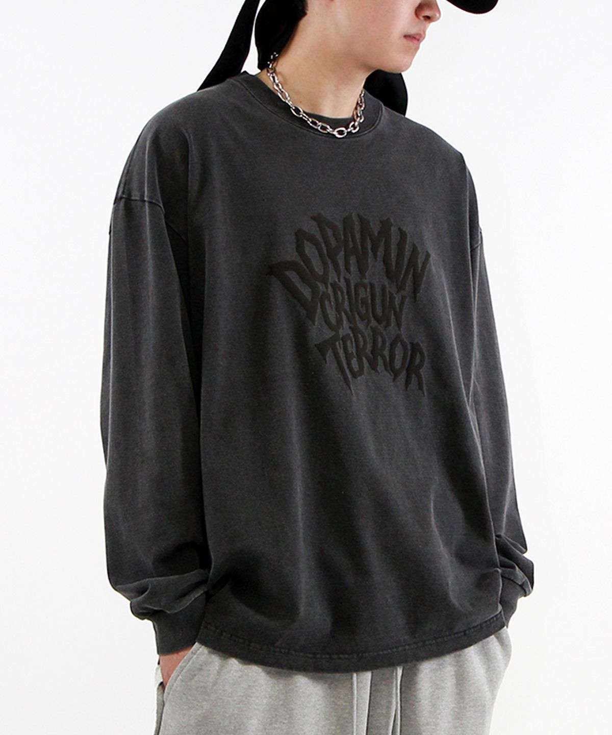 크리건(CRIGUN) Dopamin terror Pigment LS Max Over Fit CHARCOAL