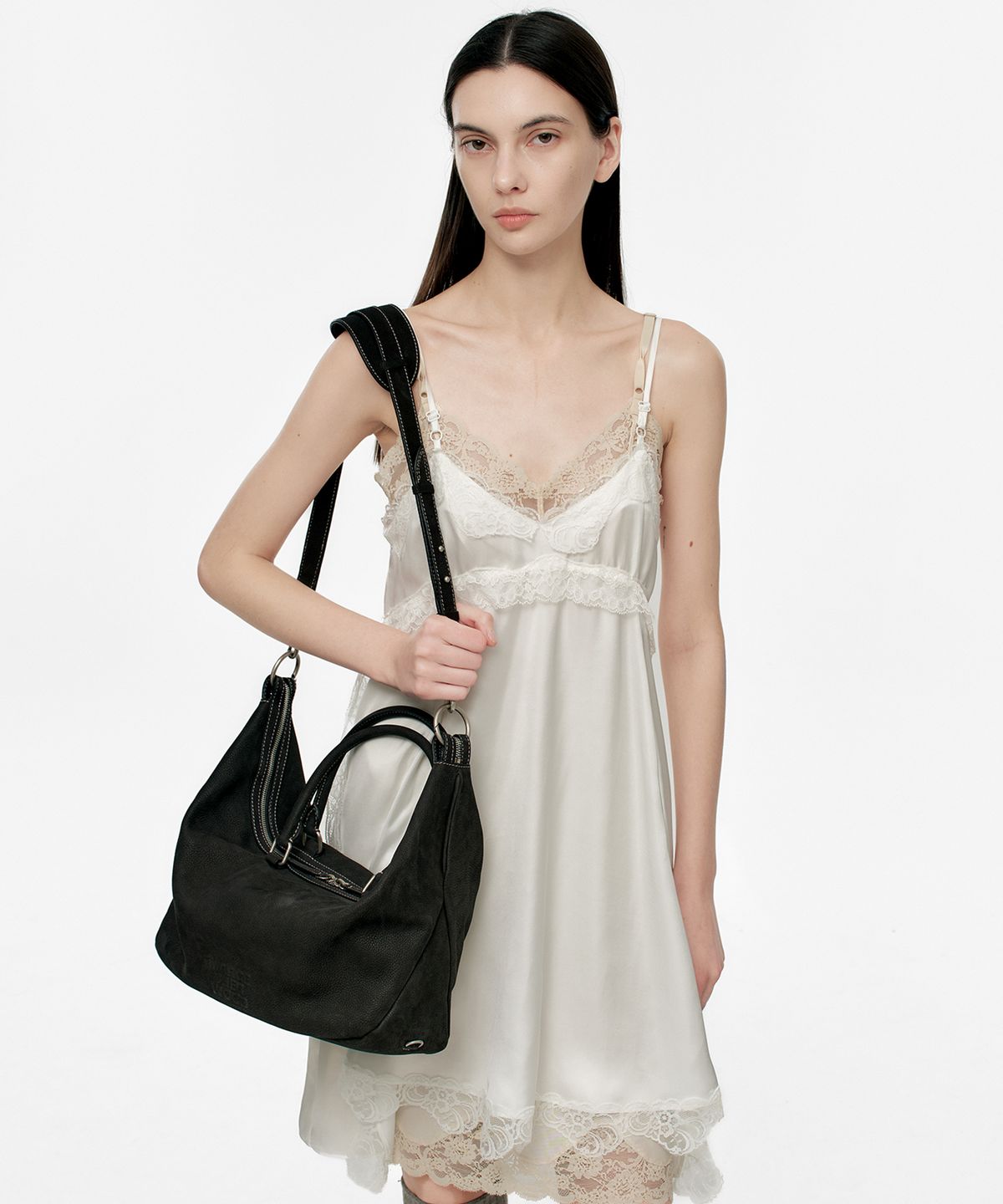 마지셔우드(MARGESHERWOOD) DUMPLING TOTE_black nubuck