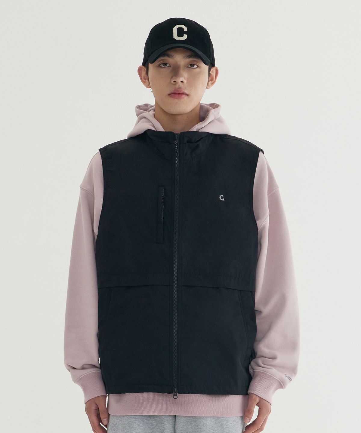커버낫(COVERNAT) 윈드브레이커 베스트 Black