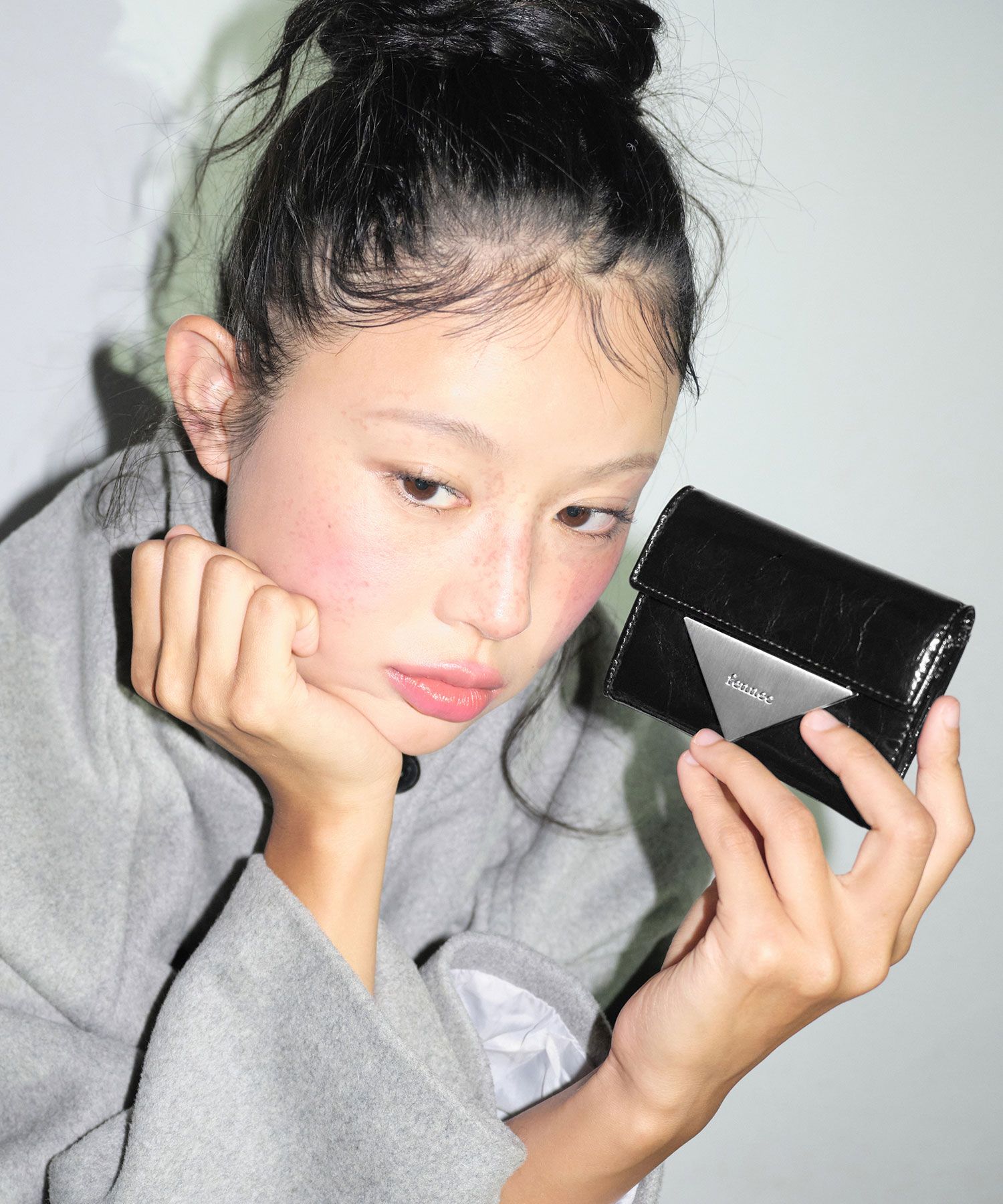 MUSINSA公式 | fennec TRIANGLE DOZI WALLET - BLACK
