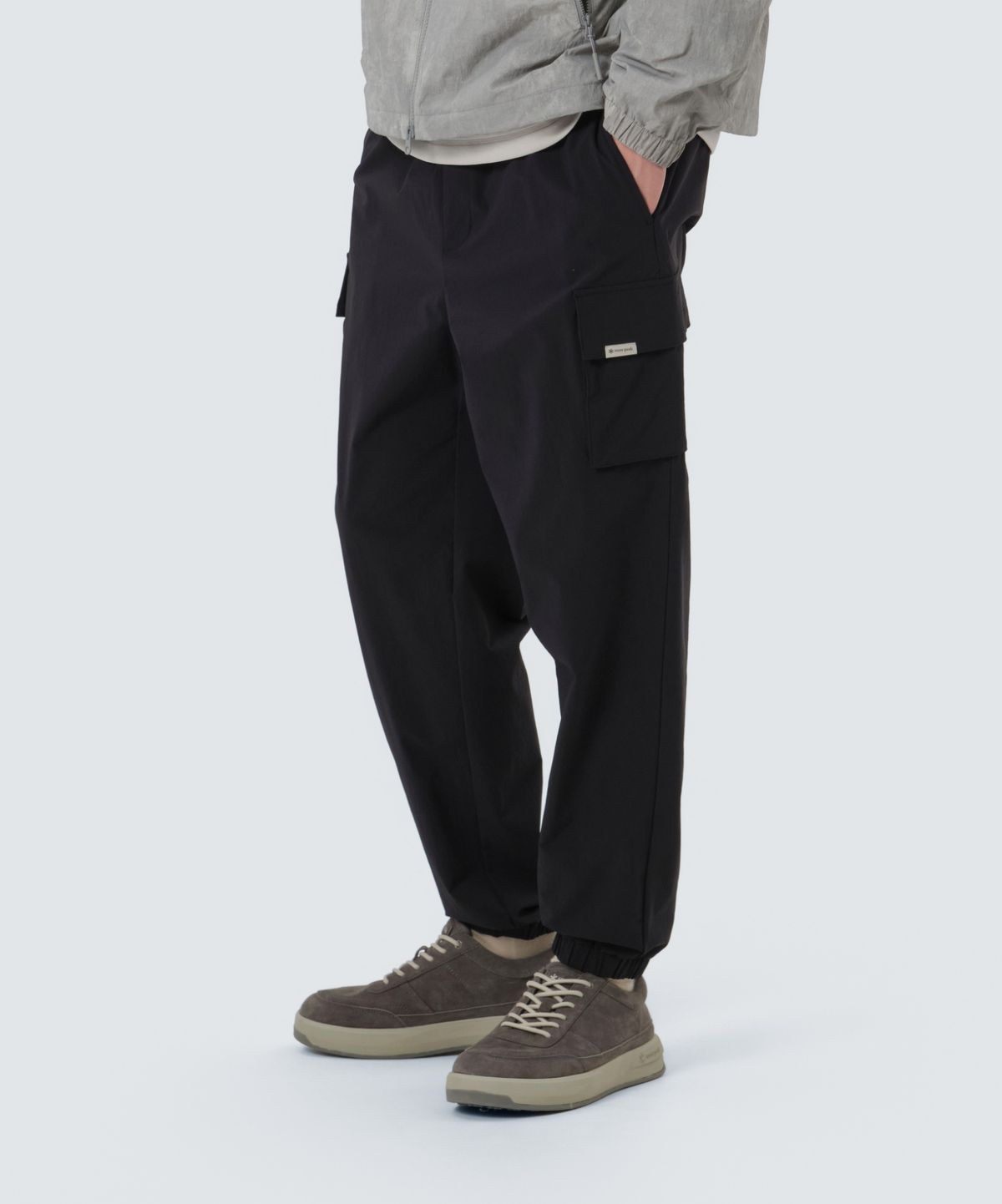 스노우피크 어패럴(SNOWPEAK APPAREL) 루트 카고 조거 팬츠 (S25FMRPT68) Black