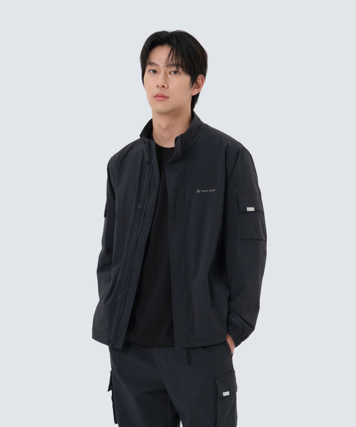 스노우피크 어패럴(SNOWPEAK APPAREL) 루트 스탠드넥 바람막이 (S25FMRWB68) Dark Navy