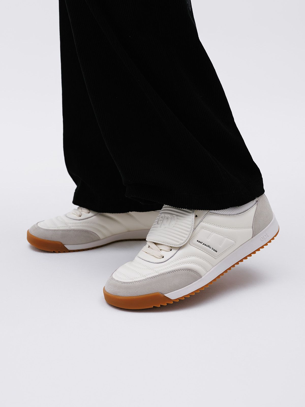 이피티(EPT) LIBERO (OFF WHITE/GREY)