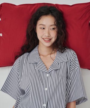 (uni)레지던스 솔티 스트라이프 파자마 블랙