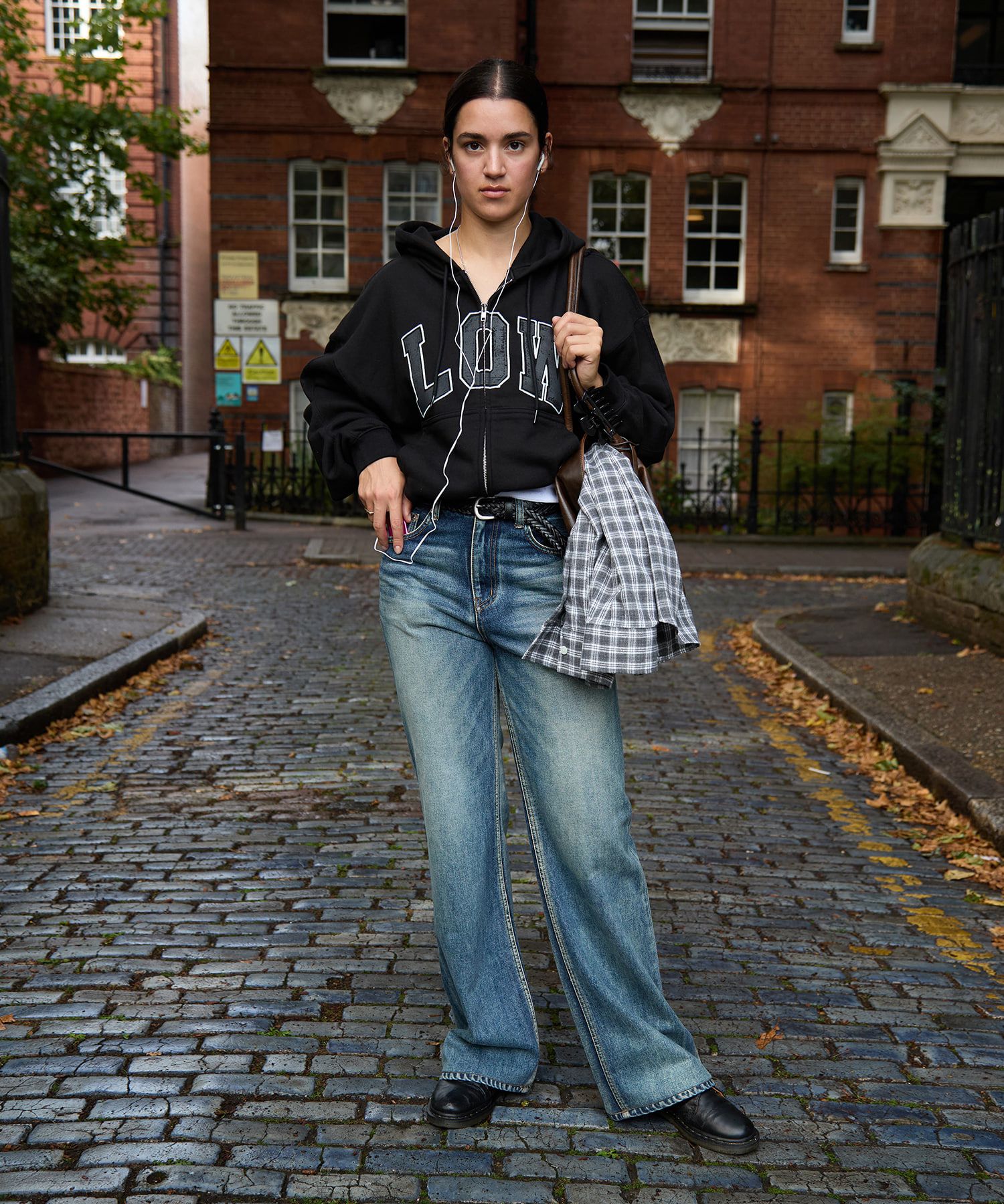 LOW CLASSIC (ロウ クラシック) - スニーカー | MUSINSA 公式