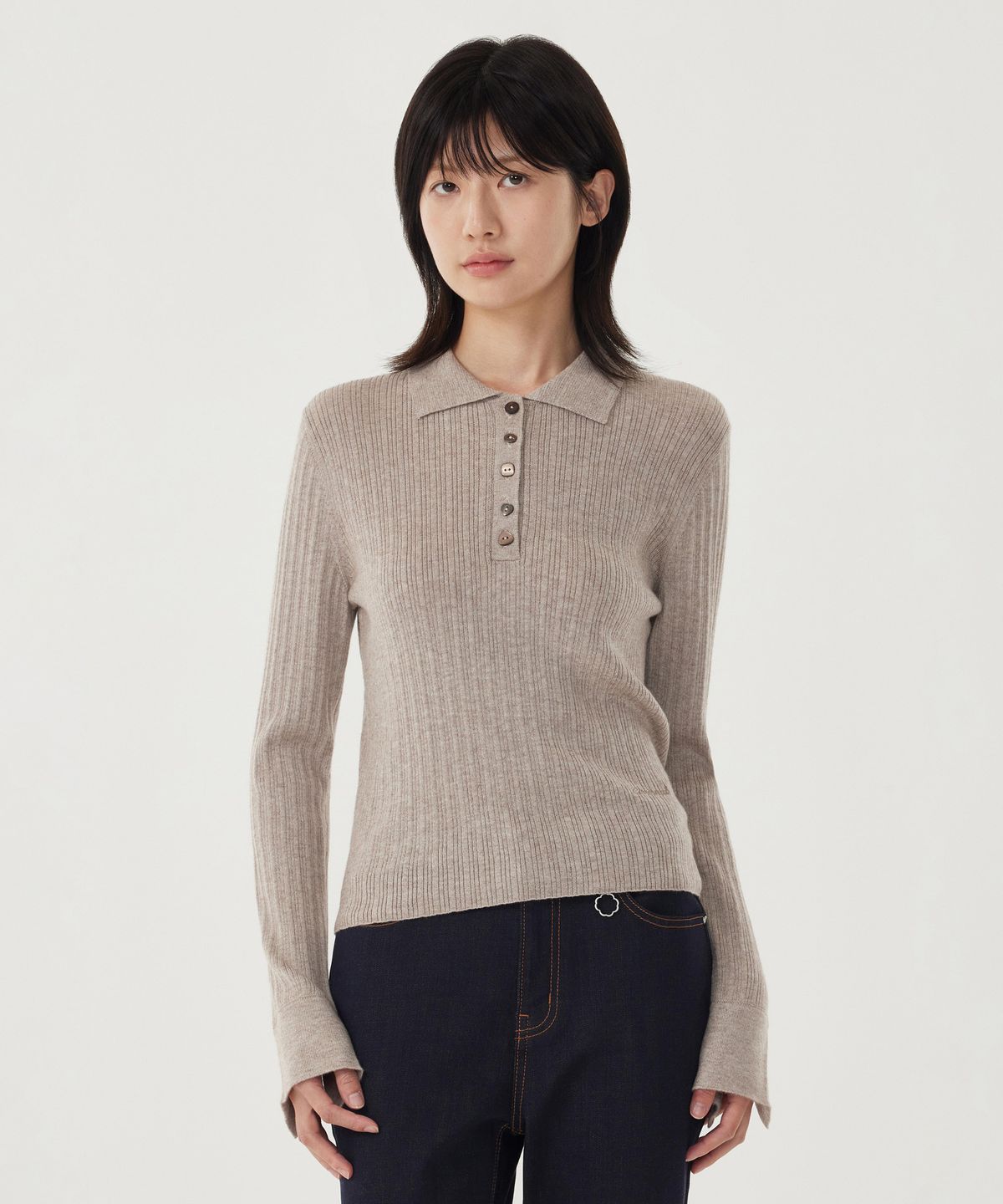 커버낫 우먼(COVERNAT WOMAN) 우먼 리브드 카라 니트 Beige