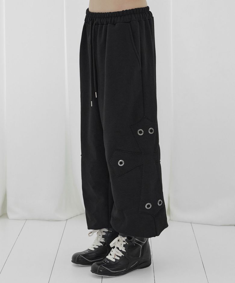 빅 크로스 아일렛 스웻팬츠 (BLACK) F26QD980