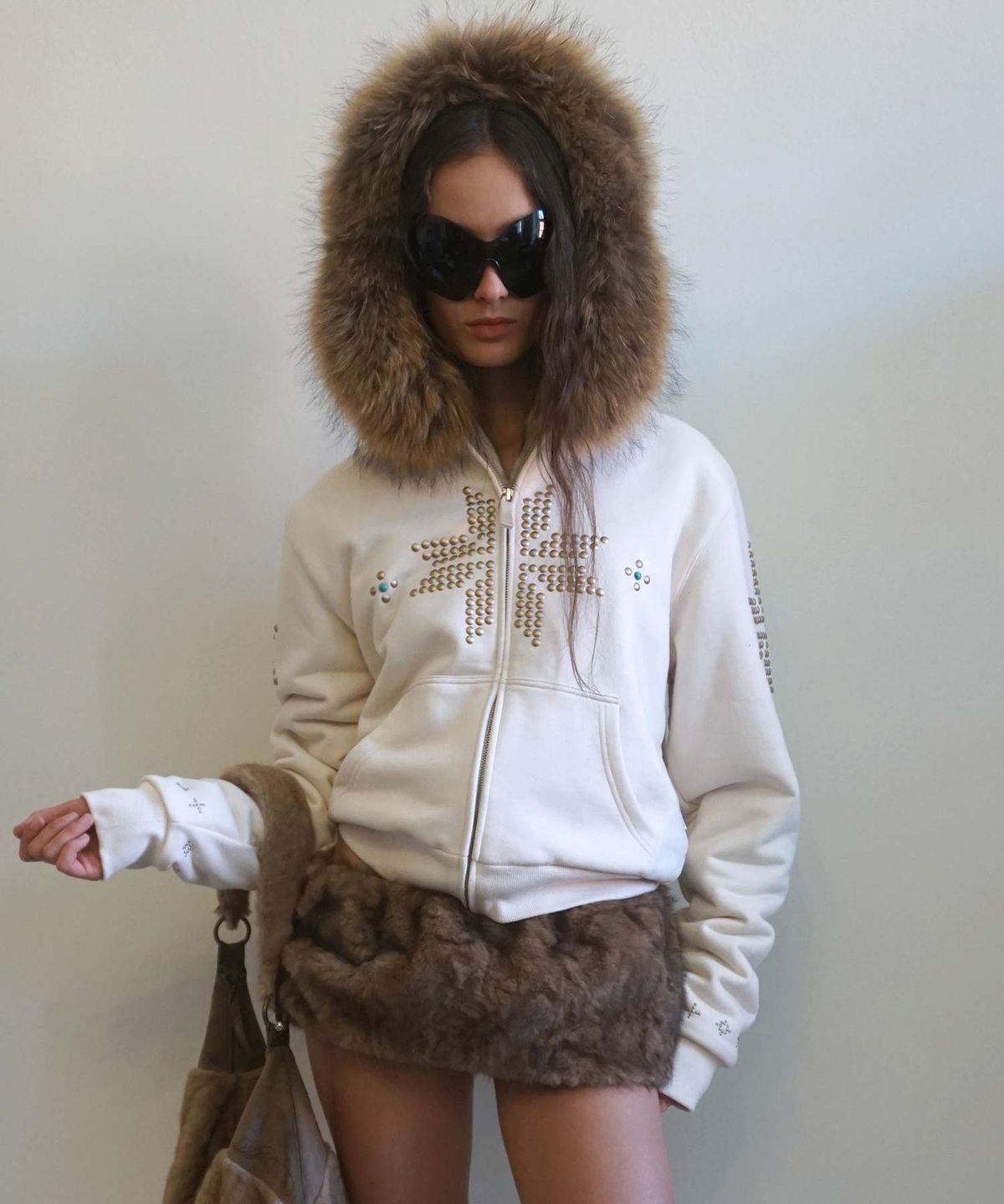 스컬프터(SCULPTOR) Fur Trimming Hooded Zip-Up Dirty White