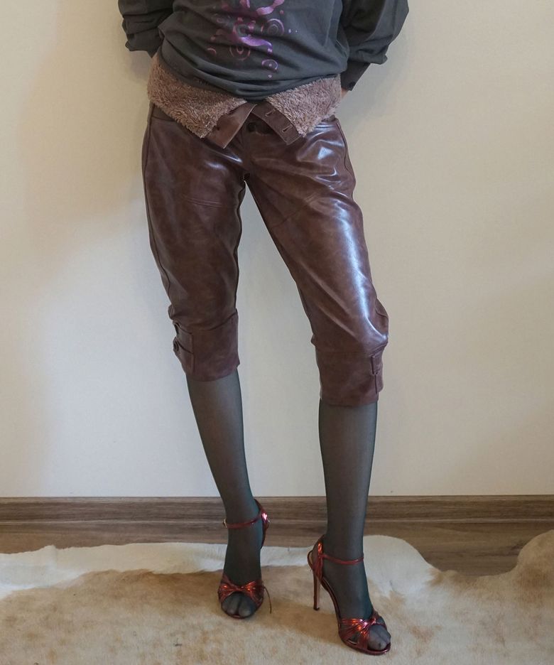 Capri Faux Leather Pants Burgundy