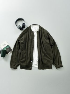 라이트 홀가먼트 가디건 (딥 카키)