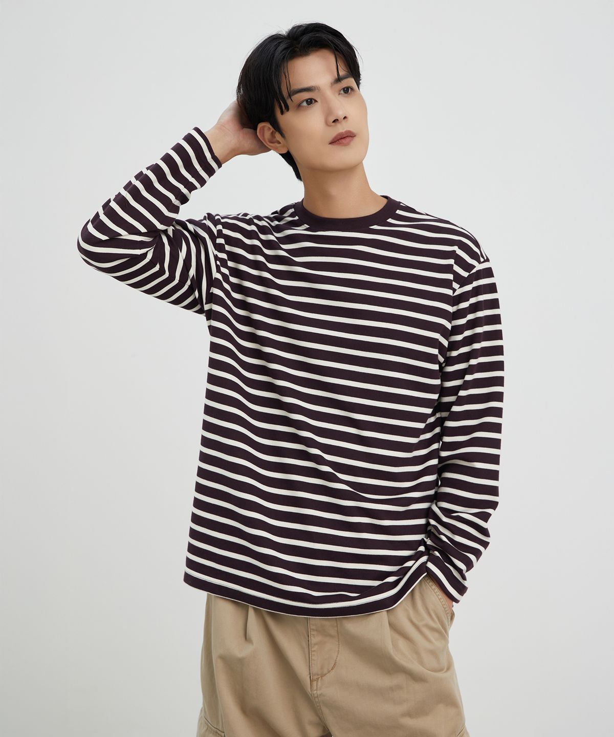 스파오(SPAO) 루즈핏 긴팔티_SPLWF49C01
