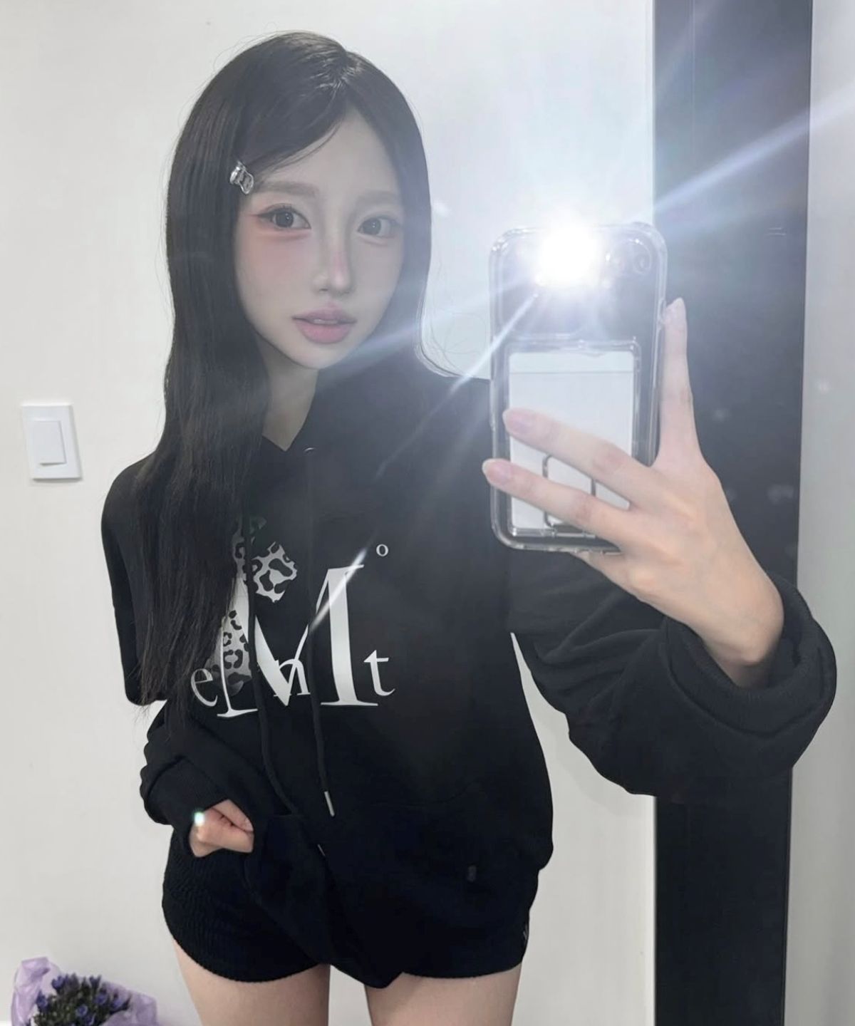무센트(MUCENT) 사하라 그라데이션 호피 십자가 후드 티 남녀공용 (2컬러)