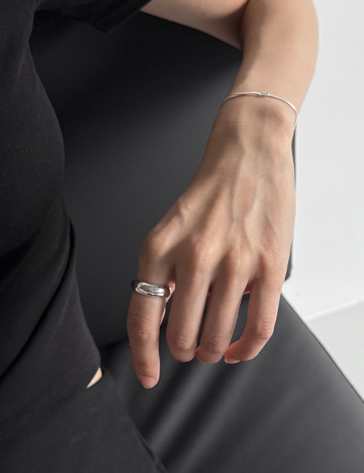 바라두(BARADU) 925 Round bold ring