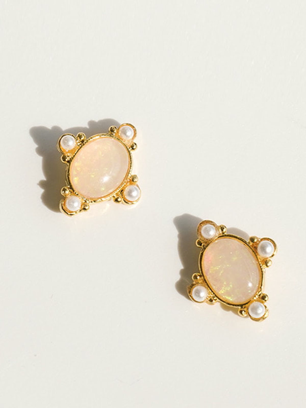 조에나(ZOENA) pink moon earring