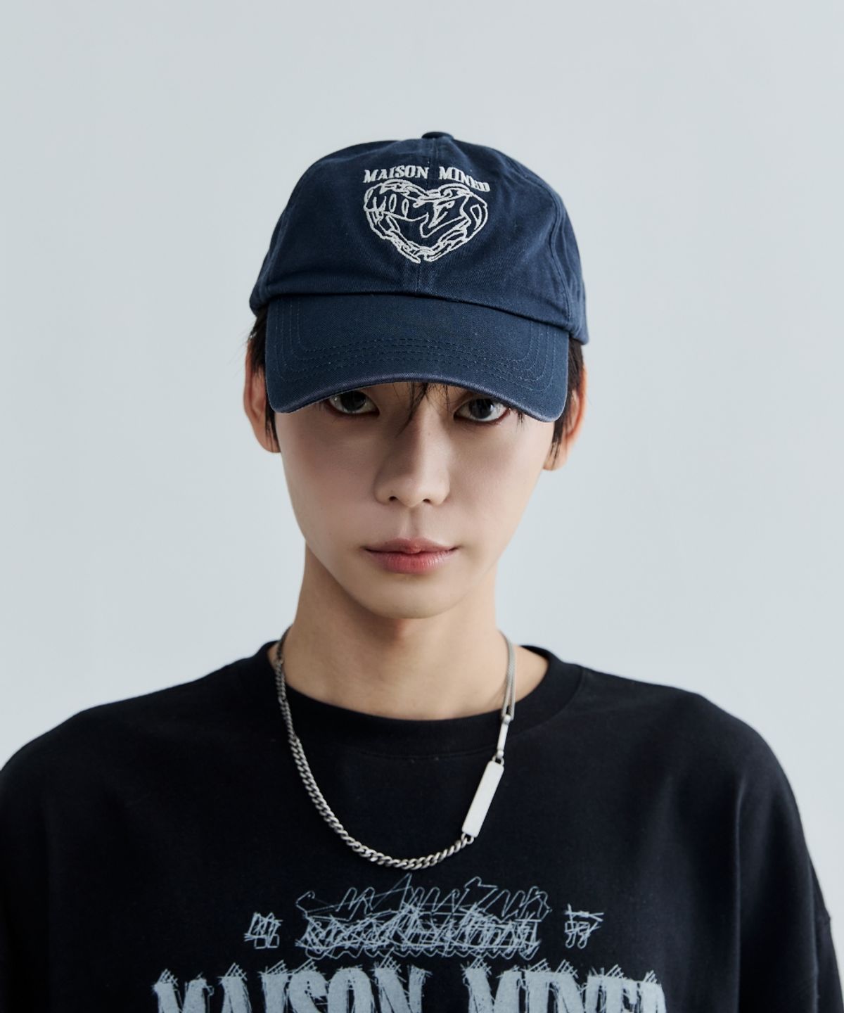 메종미네드(MAISON MINED) DOODLE HEART VINTAGE WASHED BALL CAP NAVY