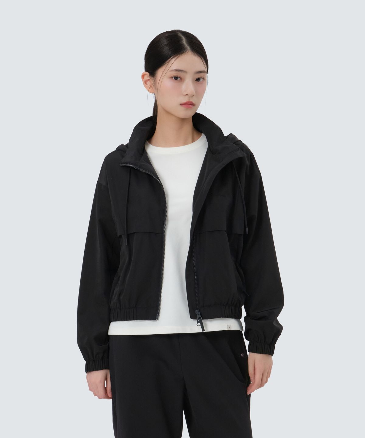 스노우피크 어패럴(SNOWPEAK APPAREL) 메모리 여성 바람막이 (S25FWFWB70) Black