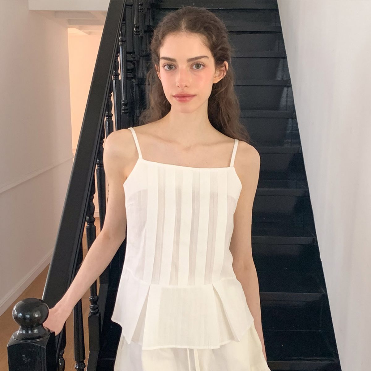 리리수(LILISU) Mira Blouse / White