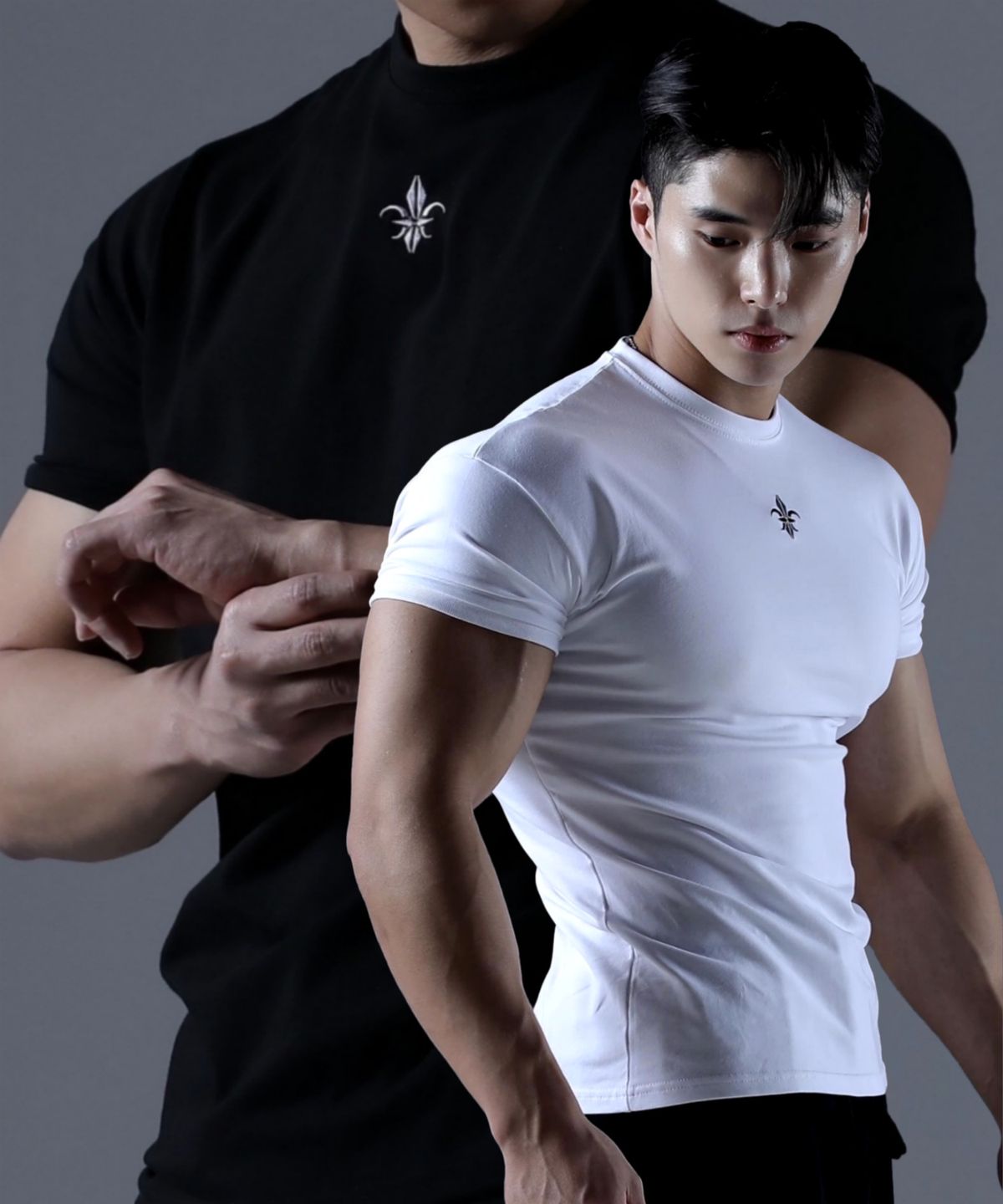 카미드(CARMID) 카미드 로고 머슬핏 반팔 티셔츠 [2PACK]