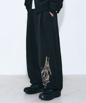 슈팅 카모 패치 벌룬 팬츠 블랙