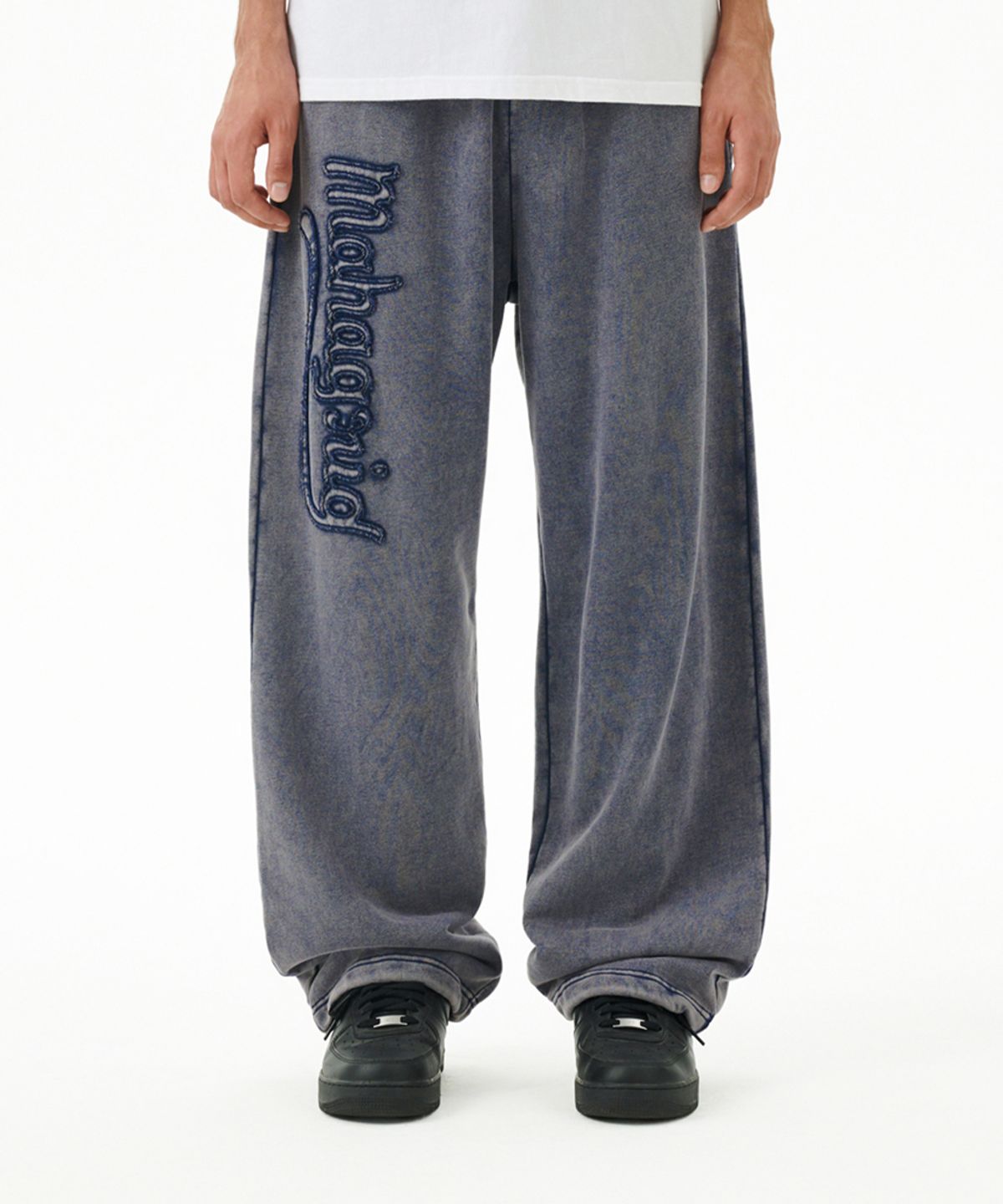 마하그리드(MAHAGRID) WASHED CUT OFF APPLIQUE SWEAT PANT NAVY(MG2FFMPA06A)