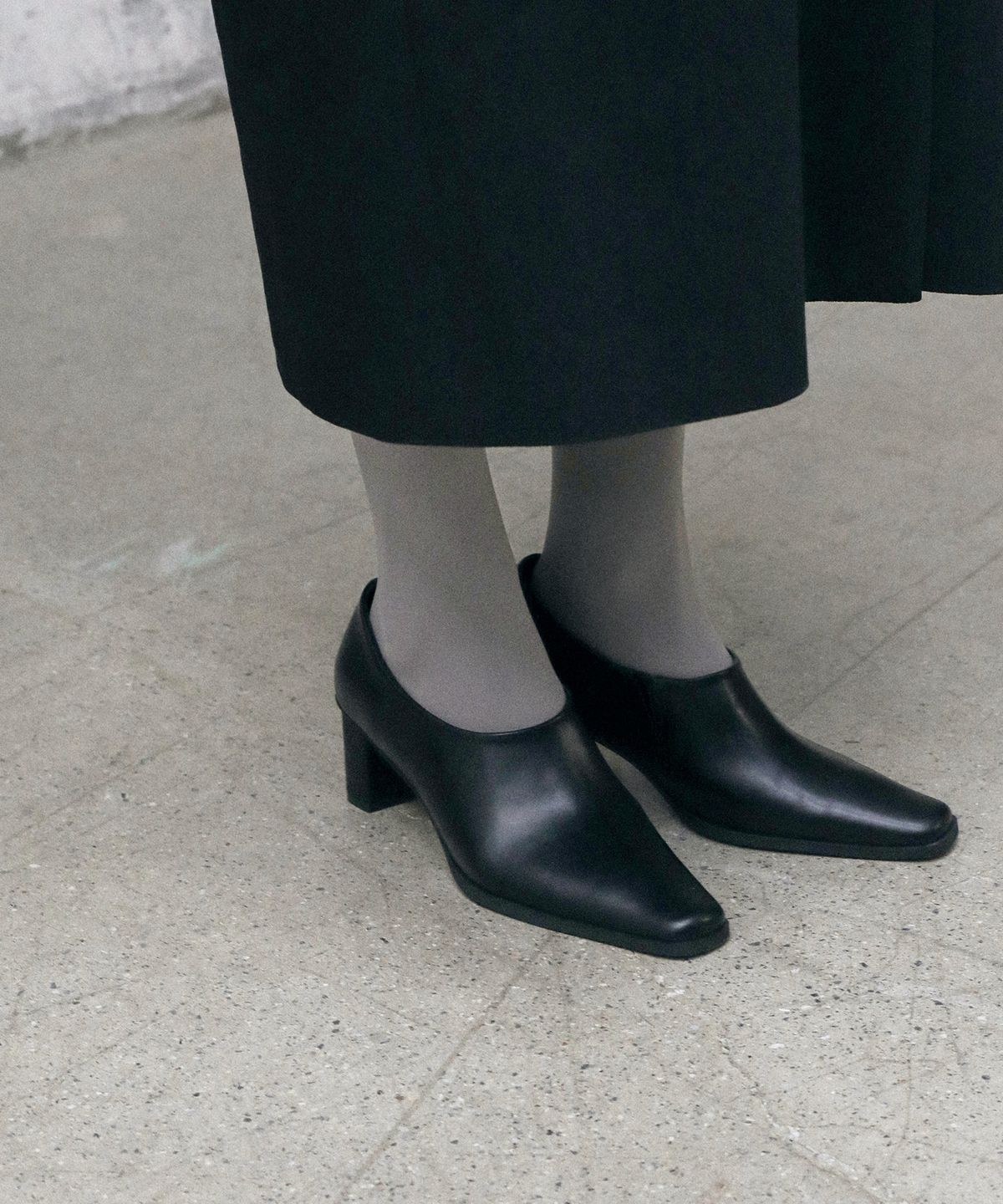 에퓨레(EPURE) ROBE Square Pumps (2color)
