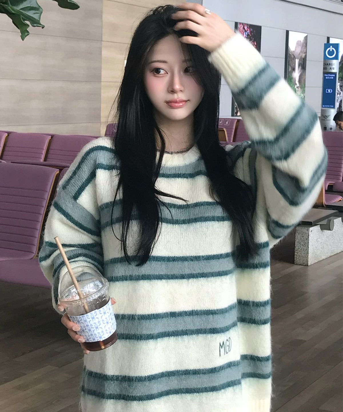 마하그리드(MAHAGRID) HAIRY STRIPE KNIT SWEATER IVORY(MG2FFMK600A)